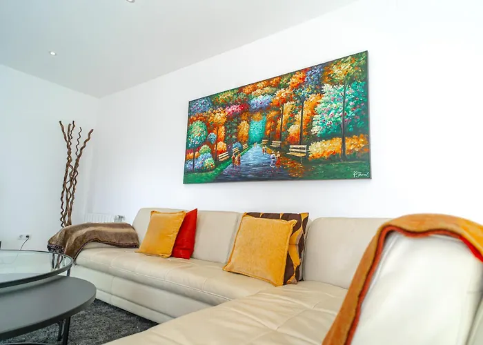 Grande Luxe Private Pool By Casasol 内尔哈