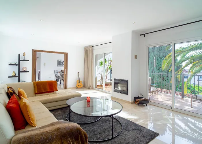 Grande Luxe Private Pool By Casasol Willa